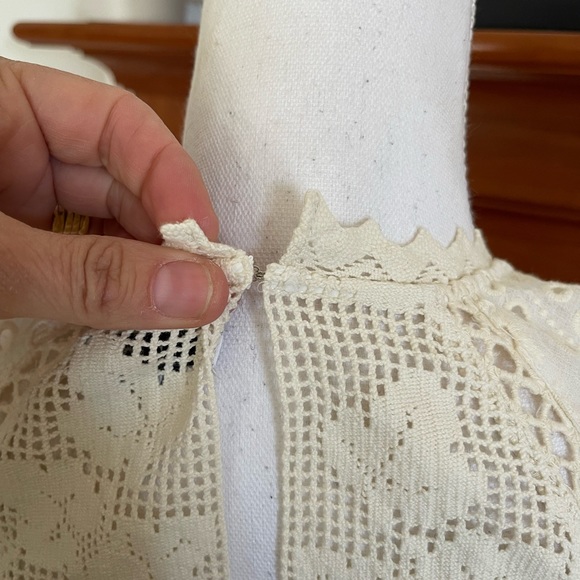 Saylor - Picture 5 of 9